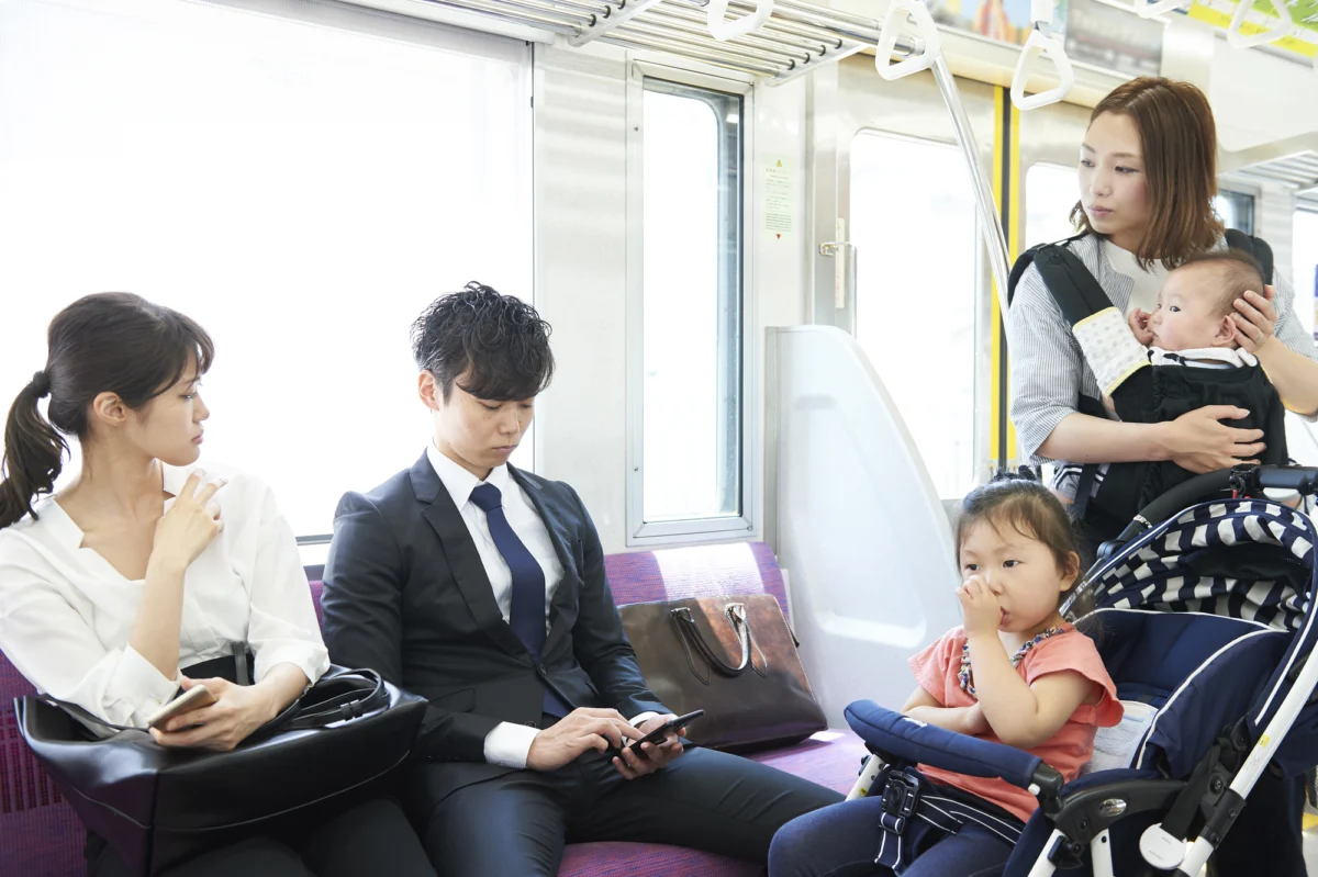 A Nation at Odds: The Battle Over Maternity Leave and the Future of Japanese Leadership