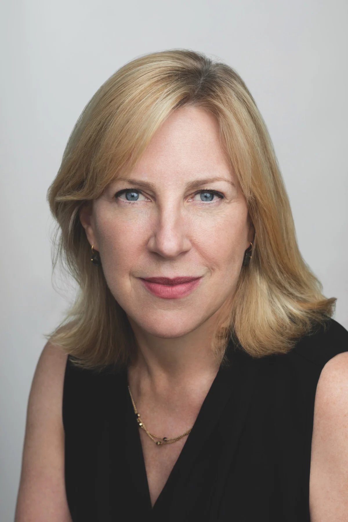 Beyond the Spectacle: Christina Baker Kline Unearths the Hidden Lives of the Bunker Sisters