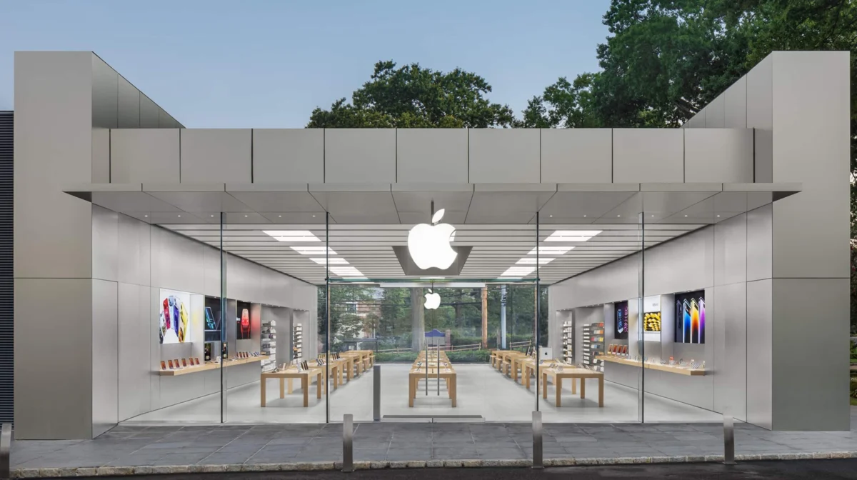 High-Stakes Heist: Three Indicted Following $1.2 Million Apple Product Hijacking in New York