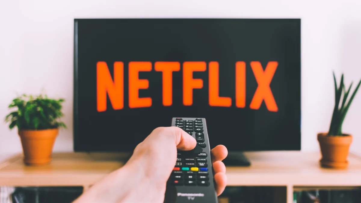 Netflix Quietly Strips Away Sorting Features: A Shift Toward Algorithmic Curation or User Frustration?