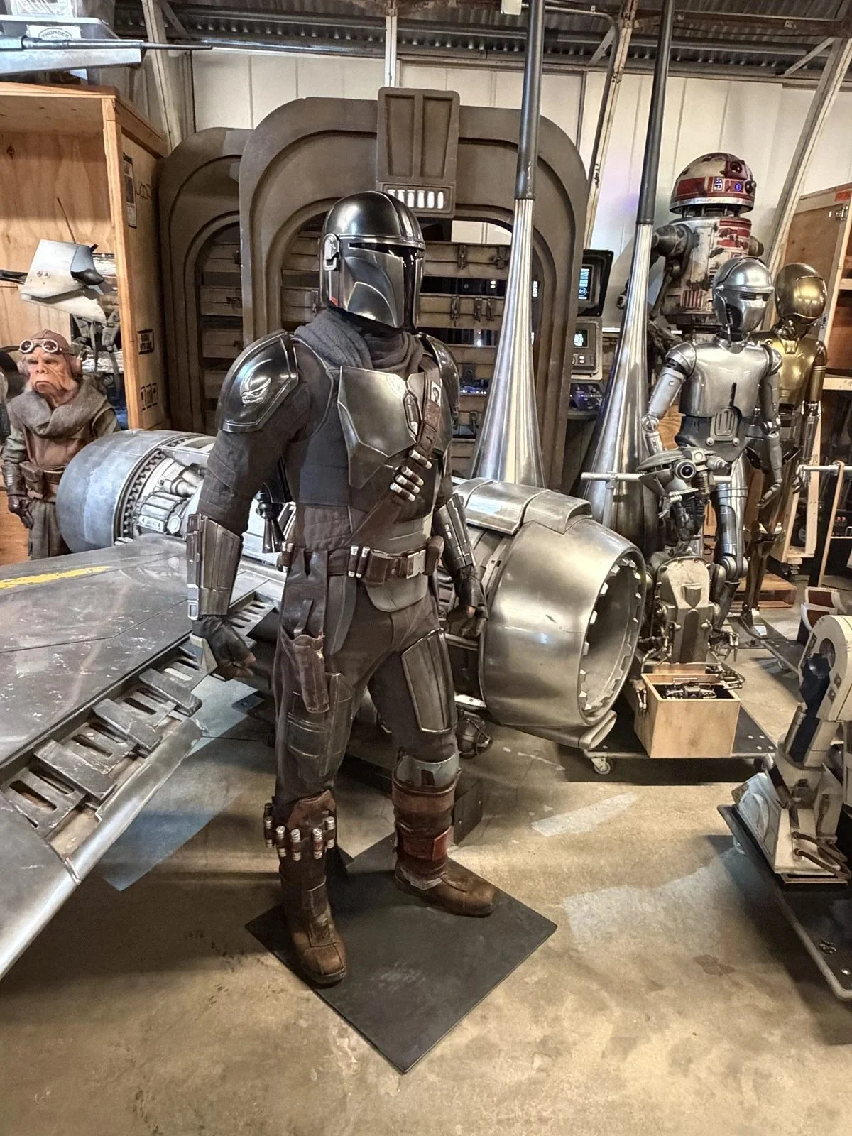 Return to the Galaxy: A Behind-the-Scenes Look at the Making of The Mandalorian & Grogu