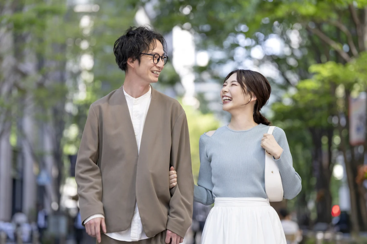 Beyond the Swipe: Japan’s Massive Amusement Park Dating Experiments Target "Marriage Exhaustion"