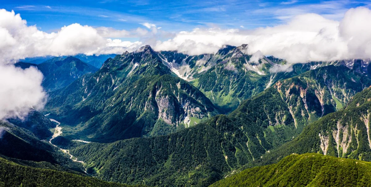 Japan’s Mountain Rescue Crisis: A Record-Breaking Year of Peril in the Peaks
