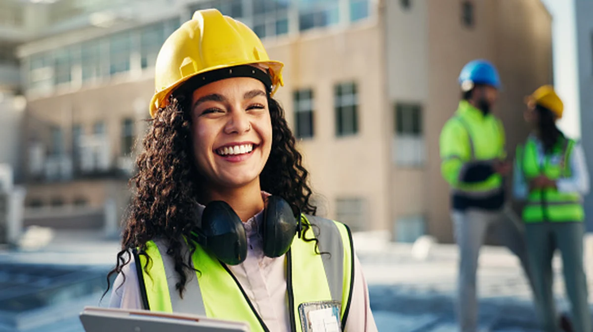 Mastering the Workshop: OSHA’s 5 Essential Safety Rules for Hand and Power Tools