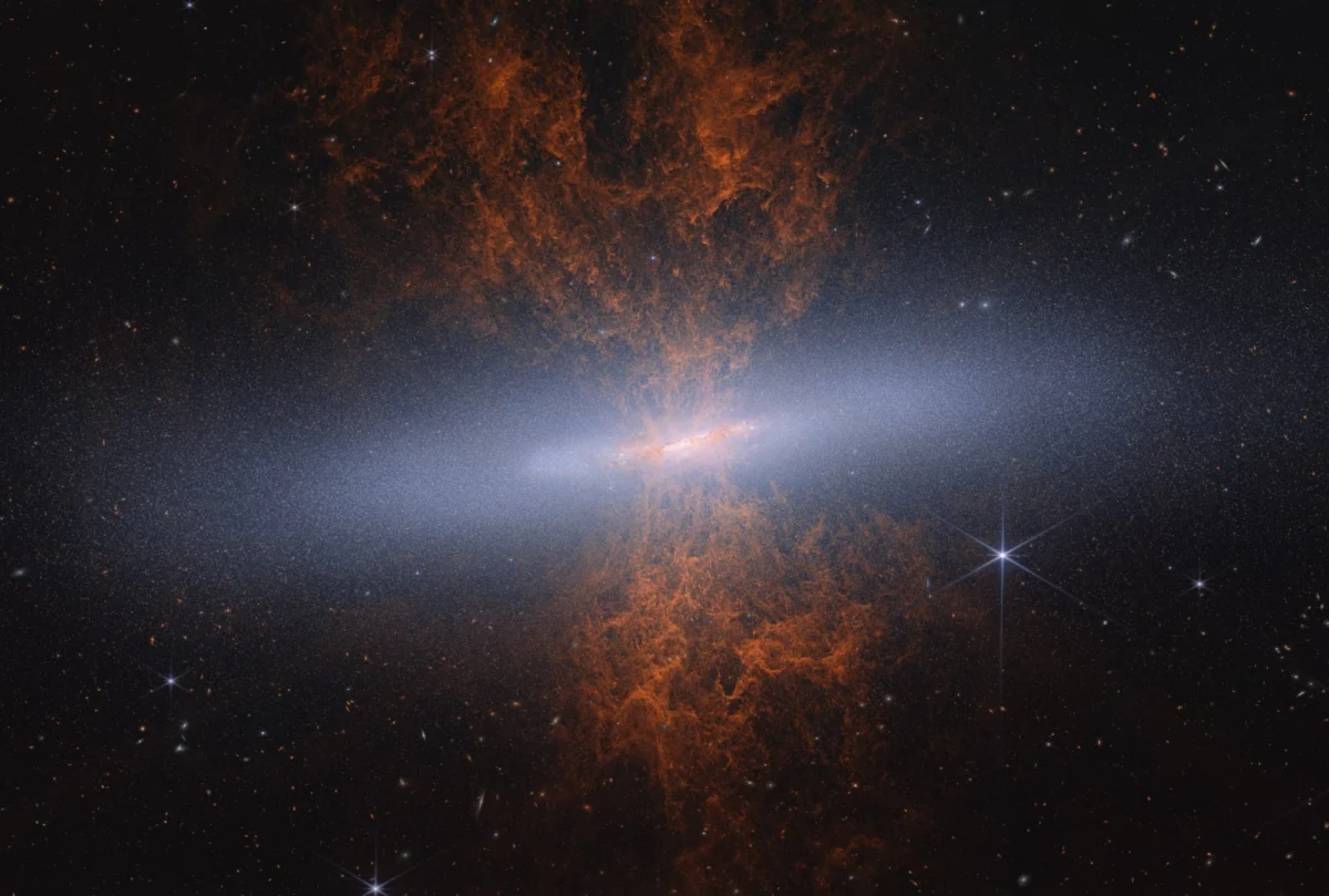 Piercing the Cosmic Veil: NASA’s James Webb Telescope Reveals the Hidden Heart of the Cigar Galaxy
