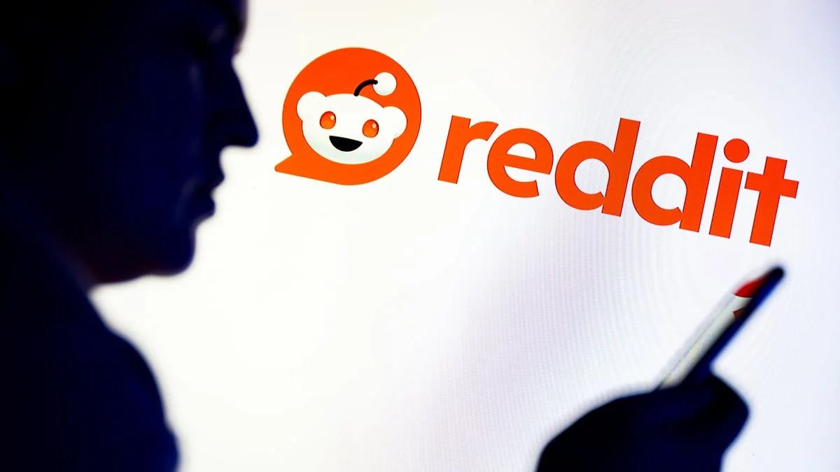 Reddit Transforms Engagement: The Global Rollout of Video Comments
