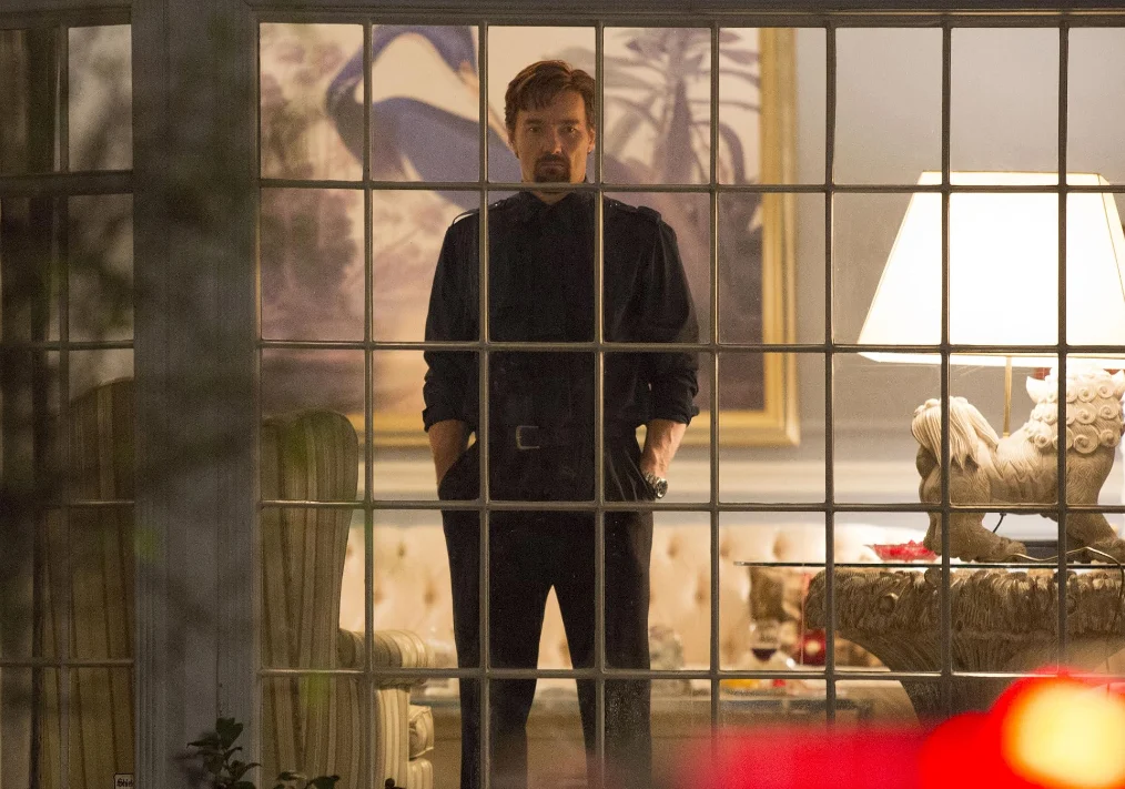 The "911" Paradox: Why Cinema’s Most Iconic Conflicts Would End in Ten Minutes