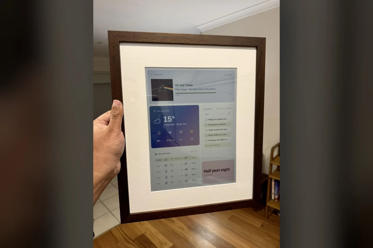 The Art of Information: How One DIY Enthusiast Transformed a Raspberry Pi Into a Sophisticated Smart Home Dashboard