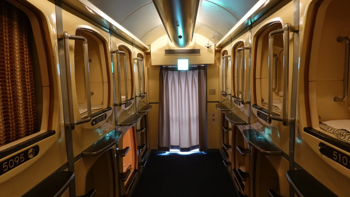 The Capsule Conundrum: Can You Really Sleep in a Box? A Deep Dive into Japan’s Iconic Lodging