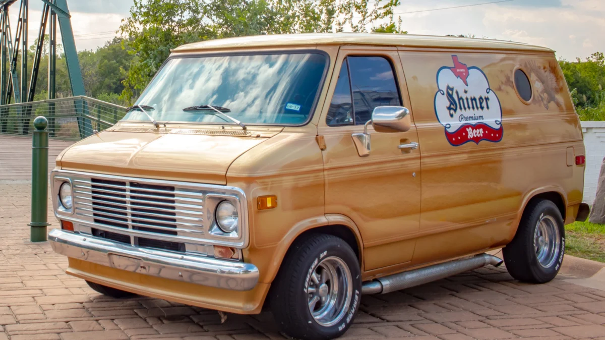 The Golden Age of Customization: Defining the Iconic Car Modifications of the 1970s