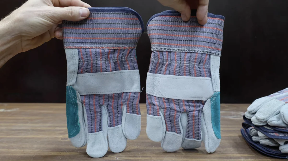 The Great Glove Gamble: Why Price Isn’t Always a Proxy for Performance