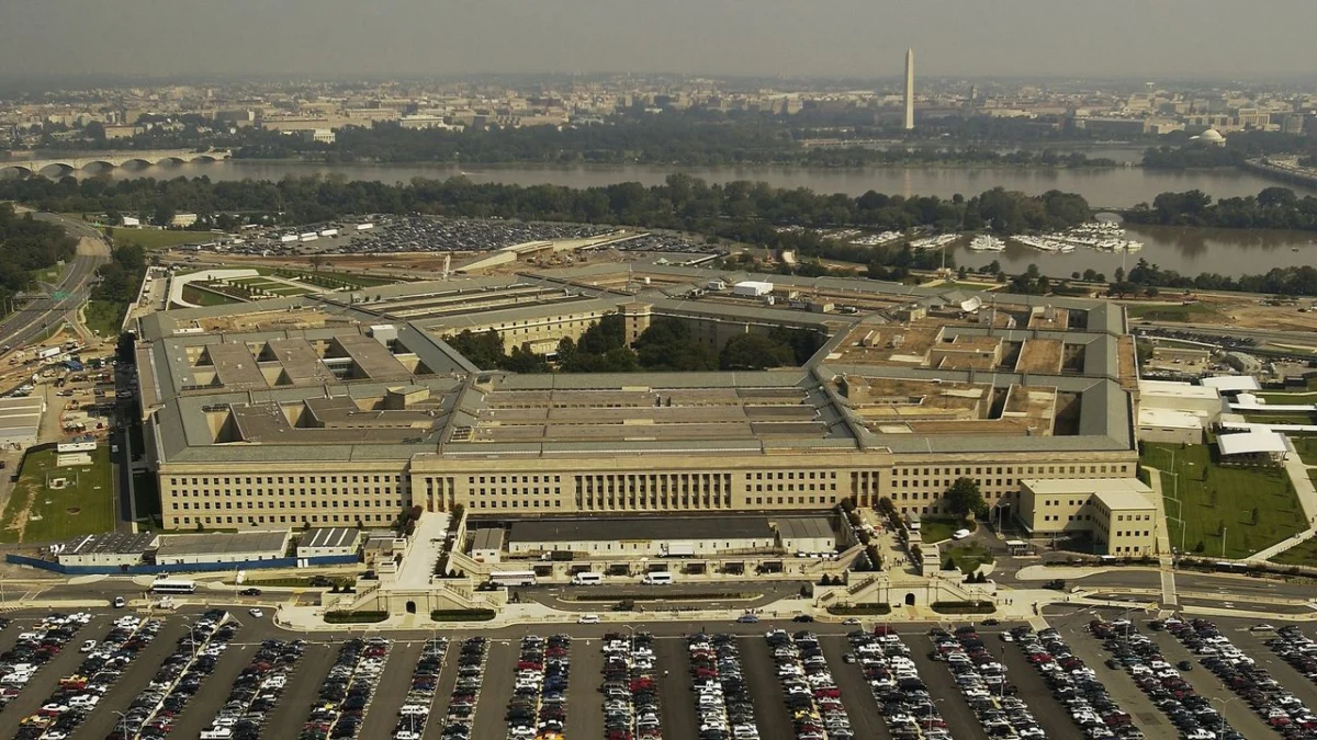 The Pentagon’s AI Revolution: How GenAI.mil is Reshaping Defense Administration