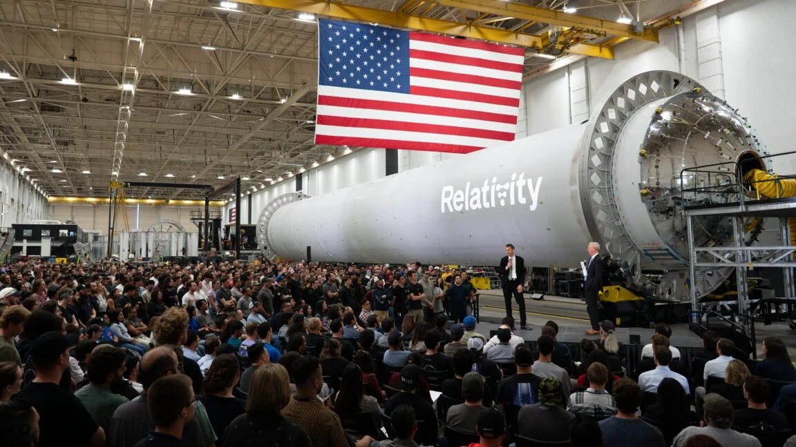 The Rocket Report: A Season of Turbulence, Resilience, and Ambitious Mars Aspirations