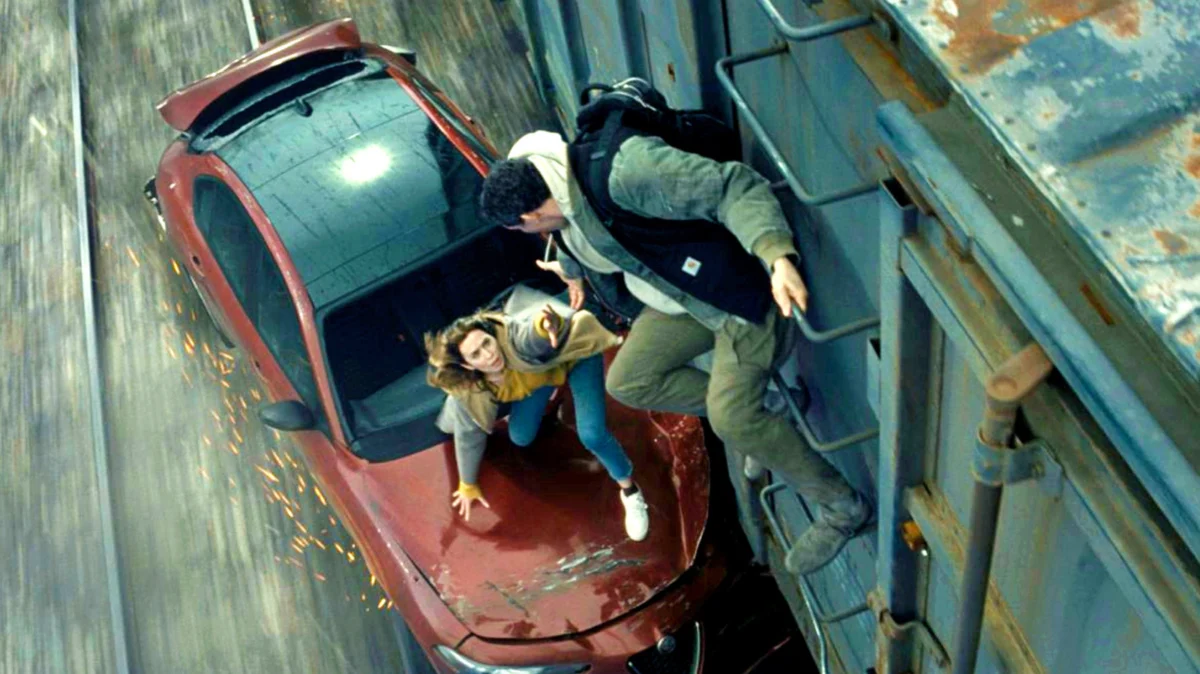 The Spielbergian Echo: How ‘Disclosure Day’ Reclaims a Chilling ‘Indiana Jones’ Legacy