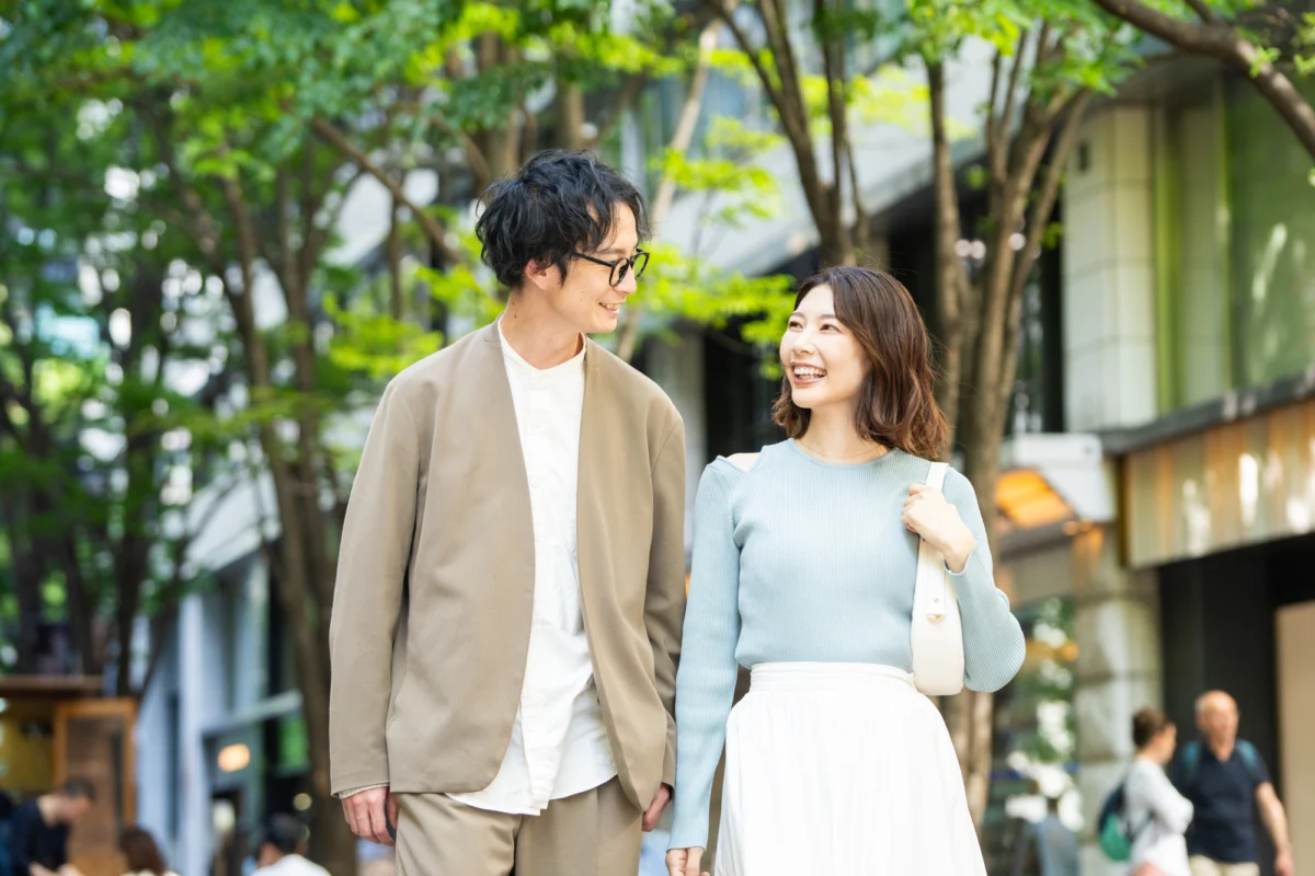 The Surname Standoff: Why Japanese Couples Are Choosing "Common-Law" Over Formal Marriage