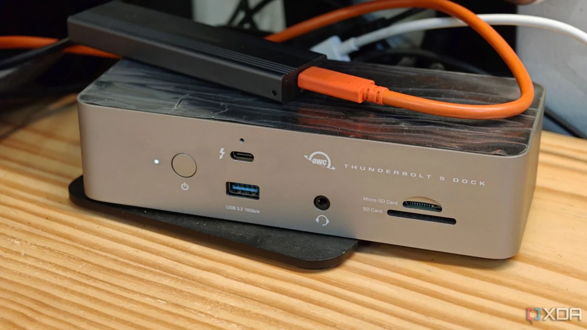 Beyond the Handheld: Why the Dock is the Secret Weapon for Android’s Desktop Future