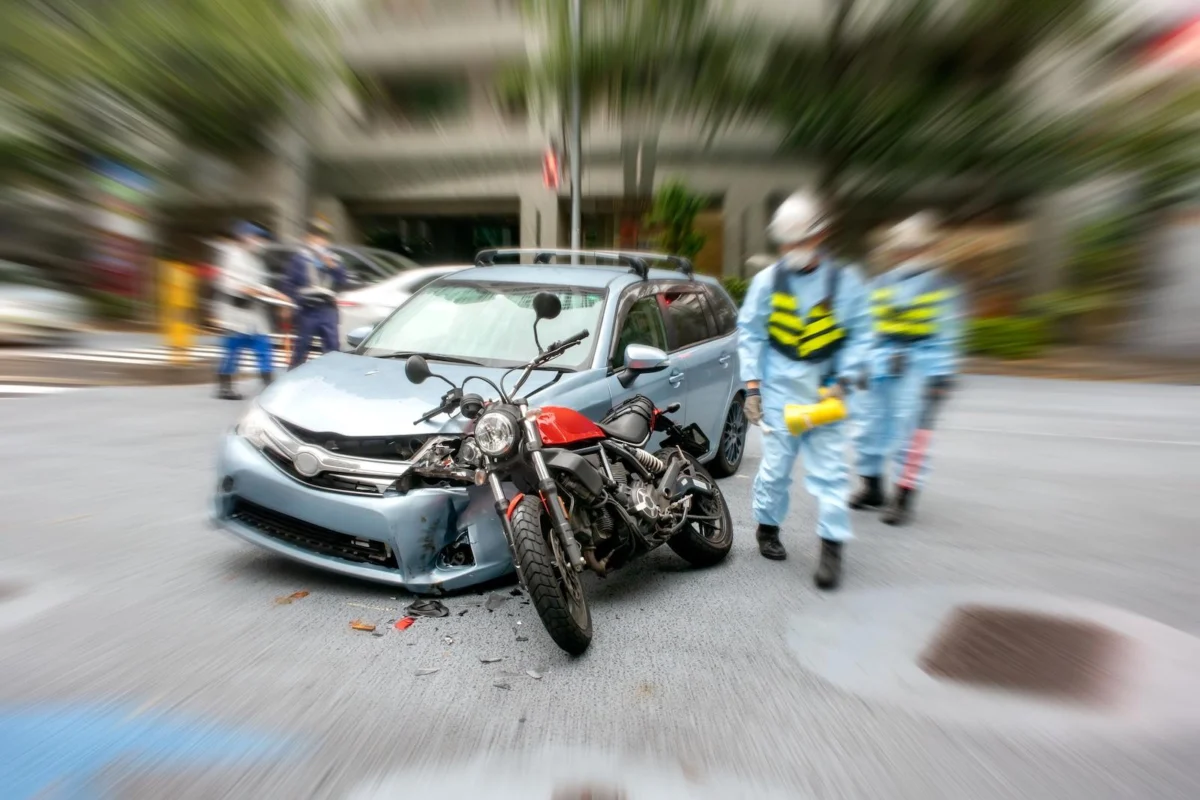 Fatal Collision on Osaka’s Hanshin Expressway: 22-Year-Old Driver Arrested for Alleged Drunk Driving