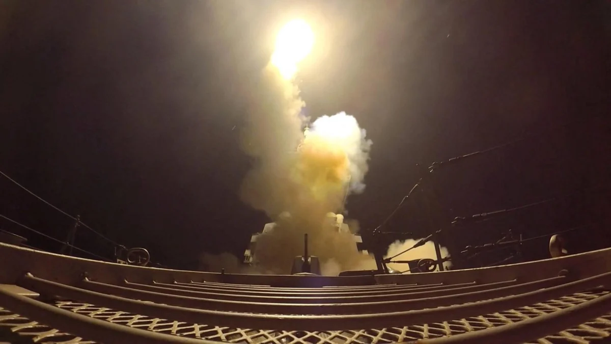 Global Energy Markets in Turmoil: U.S. Imposes Strait of Hormuz Tolls Amidst Escalating Conflict with Iran