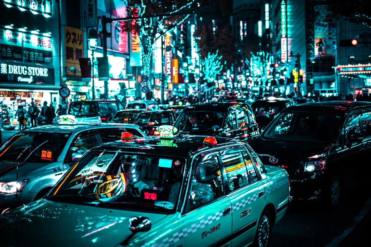 High-Speed Crash in Tokyo Exposes Growing Dangers of Illegal "White Taxi" Operations