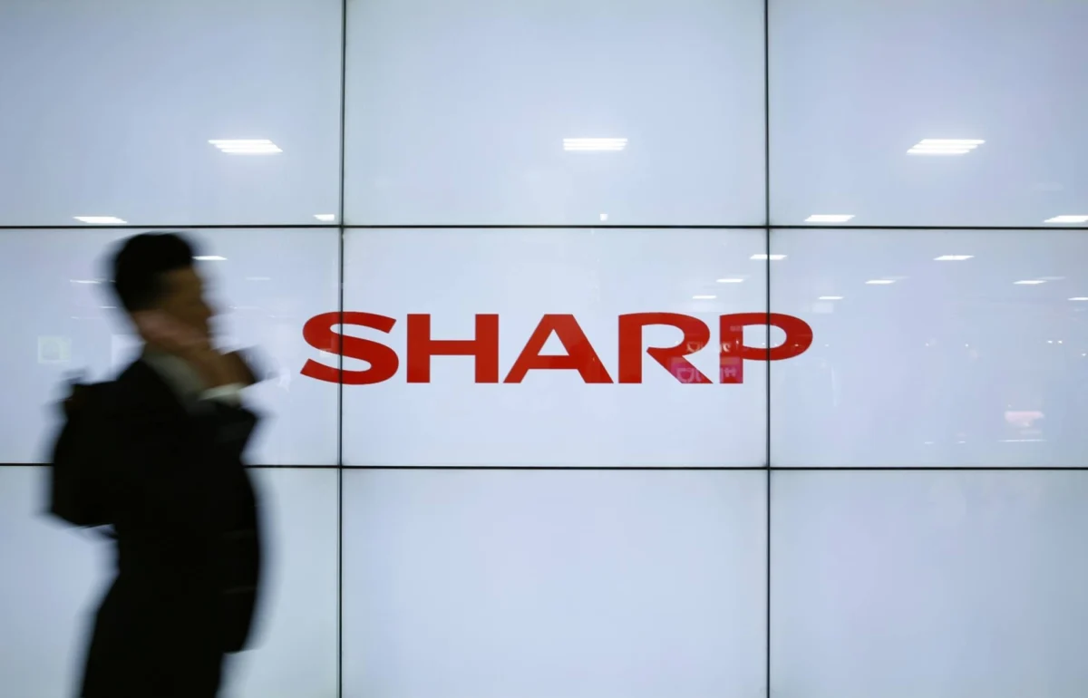 Sharp’s Strategic Pivot: Leveraging Hon Hai Synergy to Target AI Infrastructure and High-End EV Markets