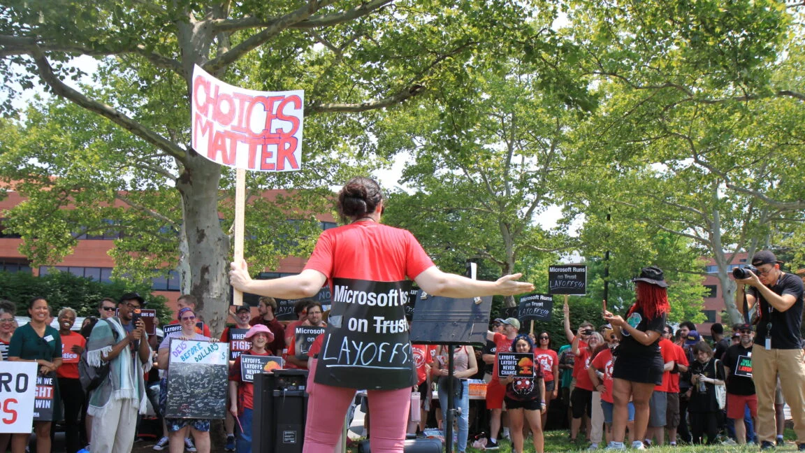 Solidarity in the Heat: Bethesda Employees Rally Against "Perpetual Cycle" of Xbox Layoffs