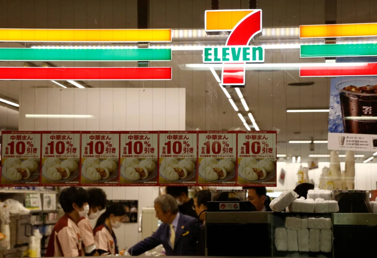 Strategic Pivot: Seven & i Holdings Eyes Major Stake in Poland’s Żabka Group to Revitalize Global Footprint