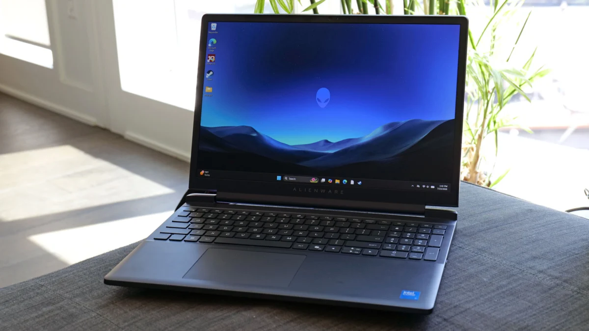 The Alienware 15 Review: A Pragmatic Entry into the Budget Gaming Arena