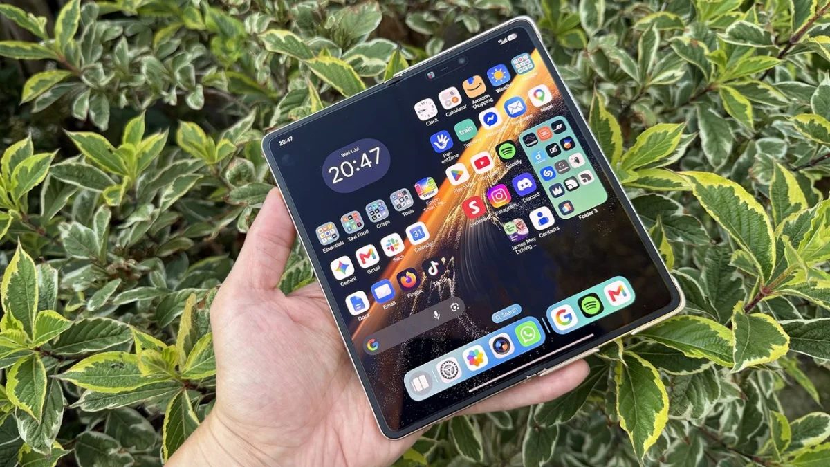 The Foldable Frontier: Why the Honor Magic V6 Might Be the Perfection We’ve Been Waiting For