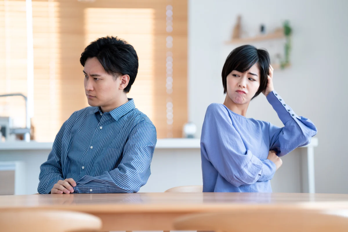 The Masquerade Marriage: Why Japan’s “Kamen Fūfu” Choose Endurance Over Exit