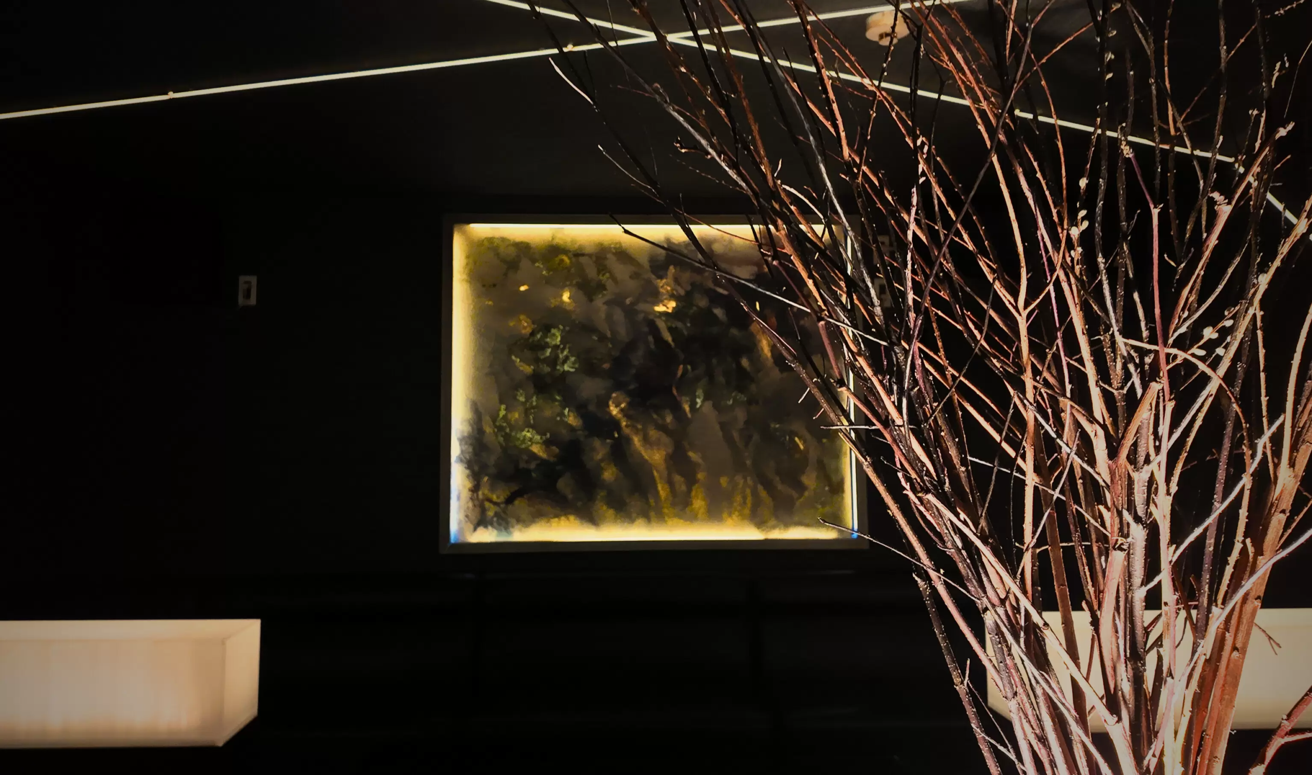 The Sanctuary of Smoke: Discovering "Yuenchi," Shimbashi’s Best-Kept Secret