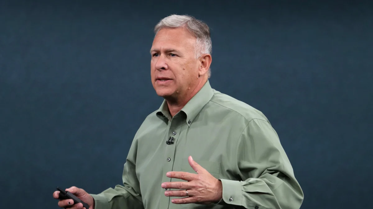 An Era Ends: Phil Schiller Steps Down as Apple’s App Store and Events Chief Amid Sweeping Corporate Restructuring