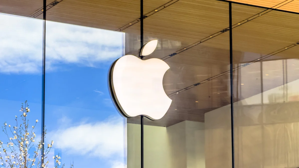 Apple Escalates High-Stakes Trade Secret War Against OpenAI: A Deep Dive into the MacBook Evidence