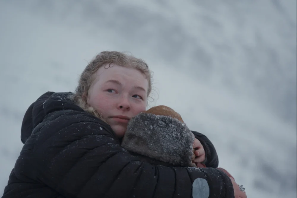 From Silence to Liberation: Amanda Kernell’s ‘Brace Your Heart’ Redefines the Sápmi Narrative