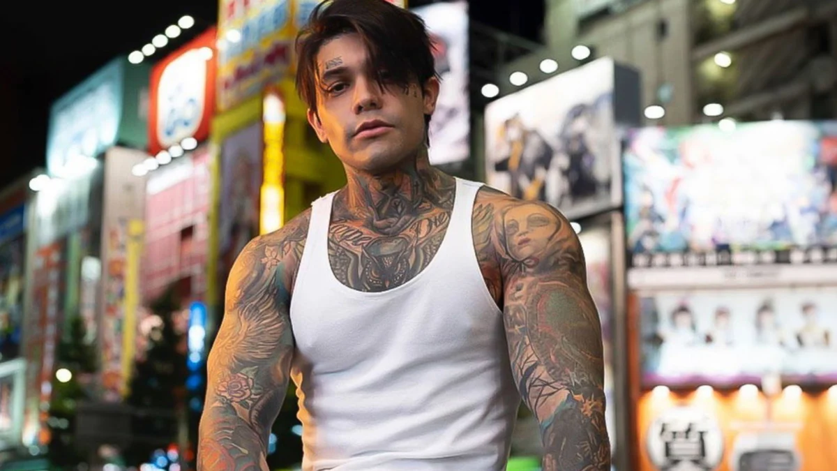 High-Altitude Havoc: Influencer Yeferson Cossio Banned Following Mid-Air Stink Bomb Incident