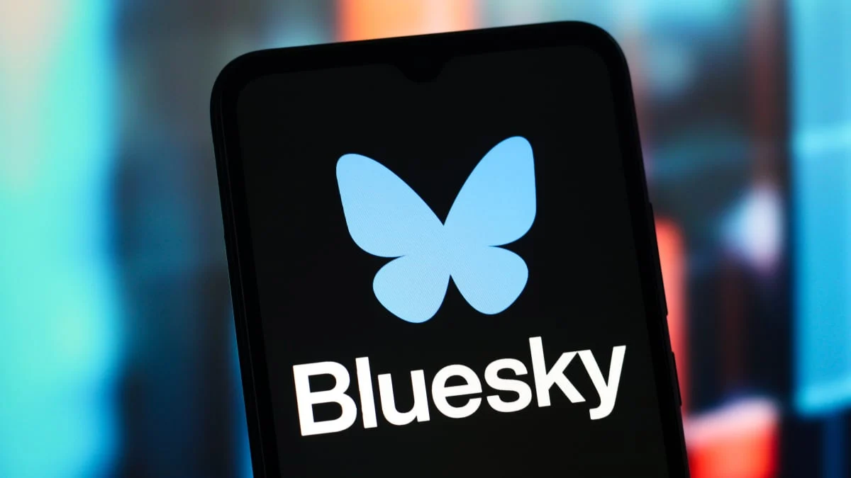 The Anti-Viral Shift: Bluesky Empowers Users to Opt Out of Algorithmic Amplification