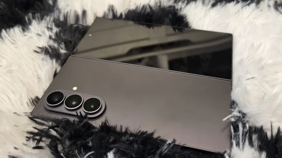 The Galaxy Z Fold8 Ultra: A Masterclass in Portable Power, Marred by a Stylus-Sized Omission