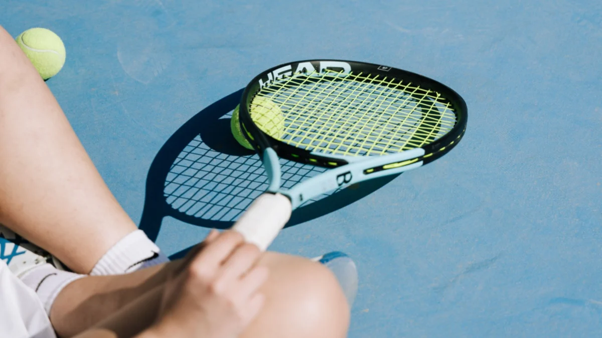 The "Grunting Ball": How a Viral DIY Tennis Hack is Challenging the Etiquette of the Court