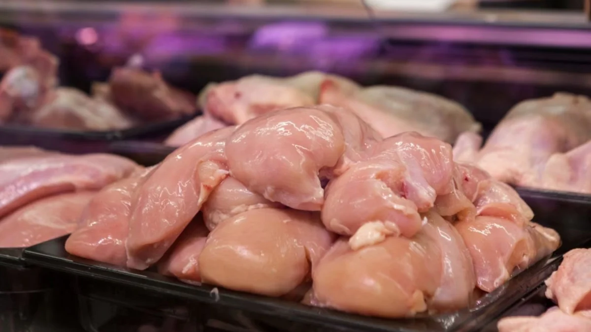 The High-Speed Poultry Heist: How a Viral Video Brought Down a Notorious Criminal Syndicate