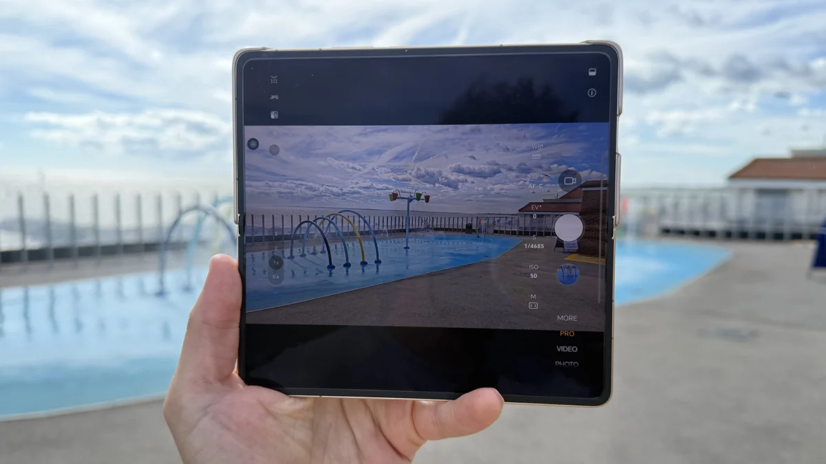 The Honor Magic V6: A Bold Challenge to the Foldable Status Quo