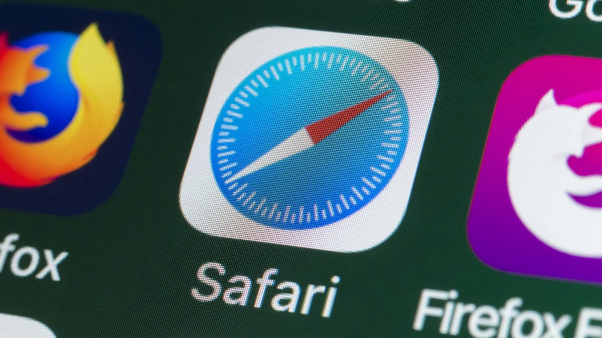 Beyond the Default: Does Safari Actually Keep Your iPhone Secure?