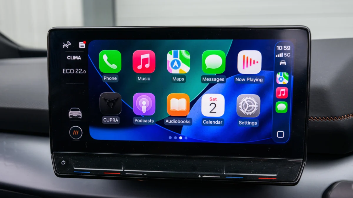 Bridging the Digital Gap: Are Portable Apple CarPlay Screens the Future for Older Vehicles?