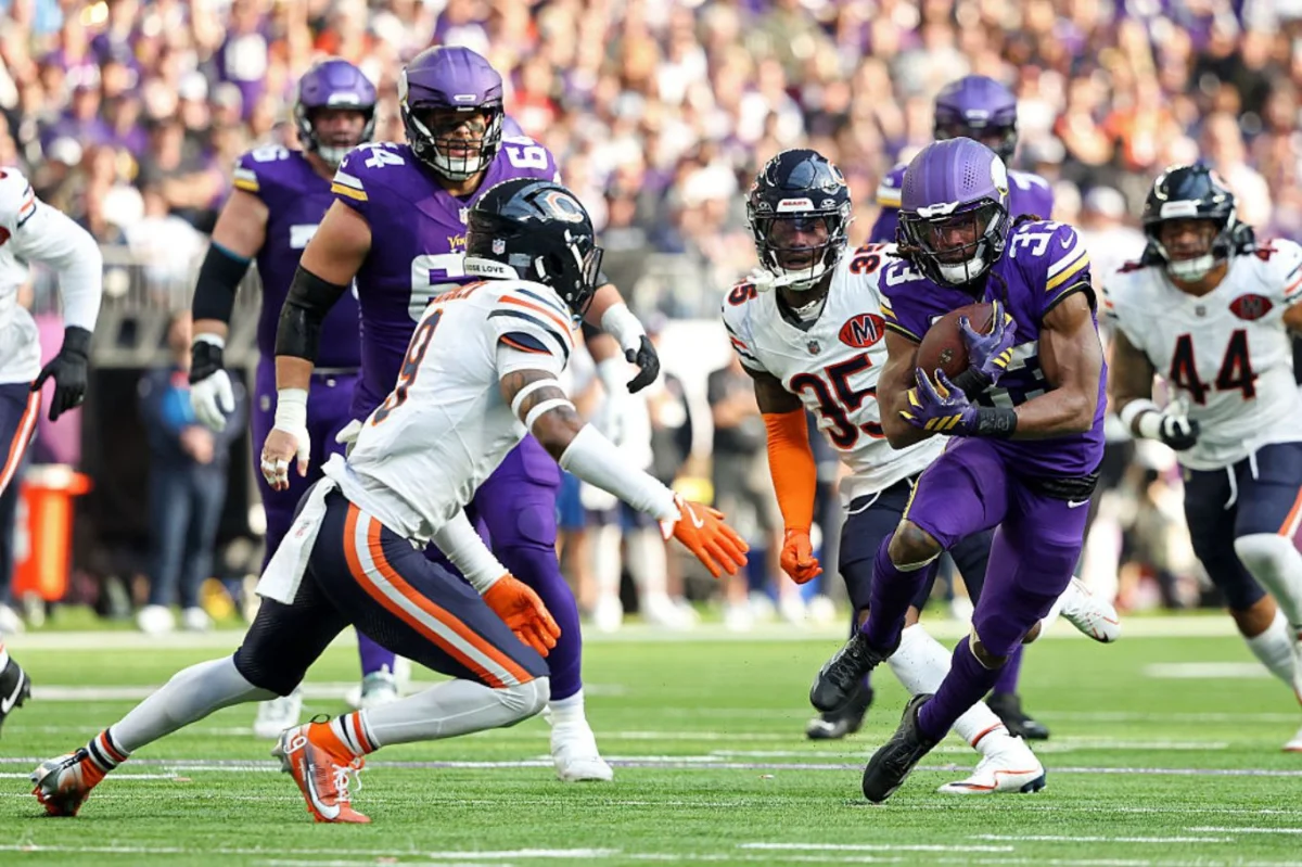 NFC North Showdown: Vikings and Bears Prepare for High-Stakes Week 2 Clash